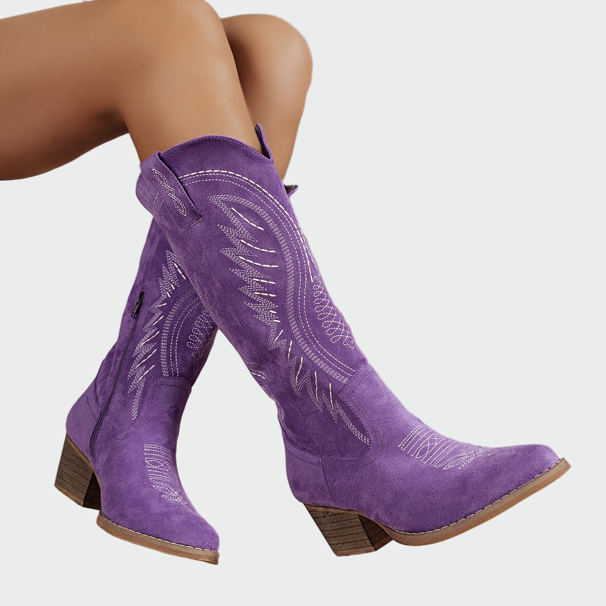 Botine stilate brodate în stil vestern