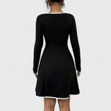 Antonia - Rochie elegantă cu mâneci lungi, evazată