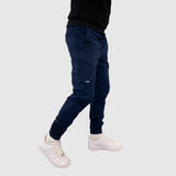 David | pantaloni cargo stilosi și practici