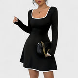 Antonia - Rochie elegantă cu mâneci lungi, evazată