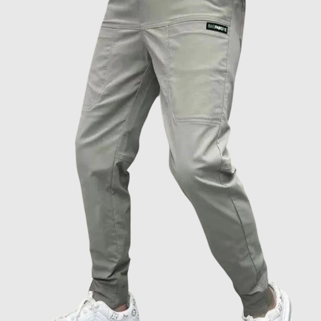 Jakub | Pantaloni cargo la modă