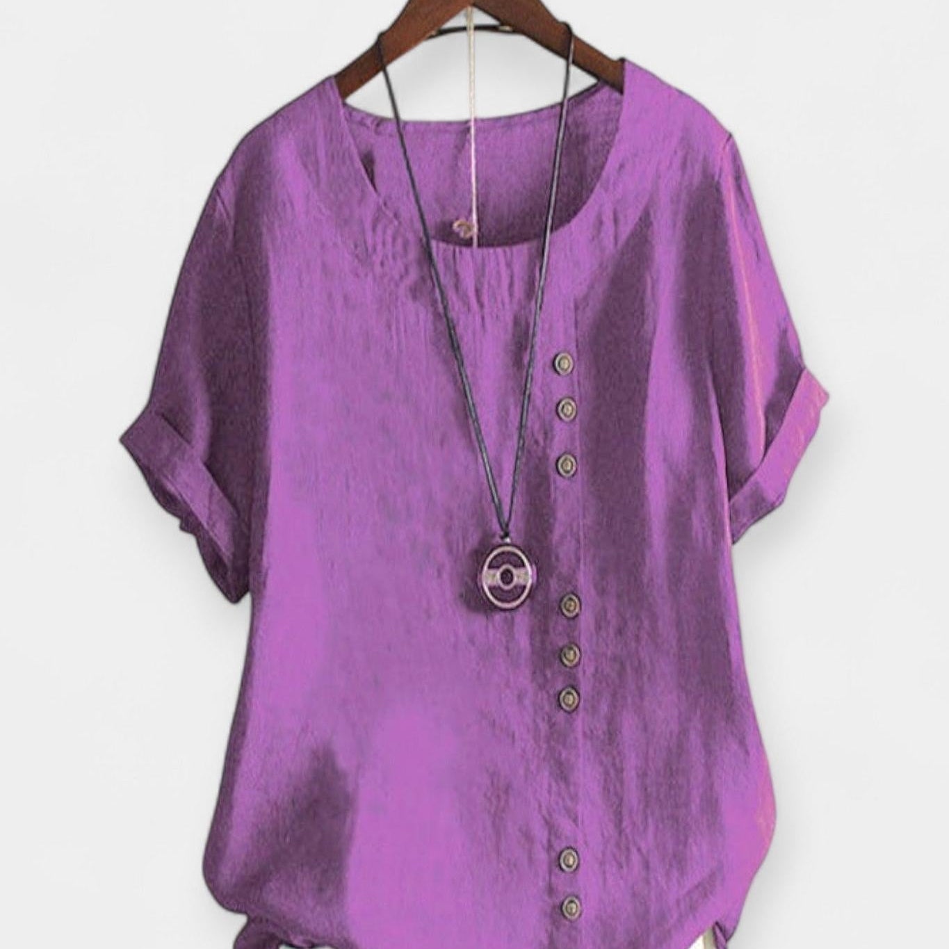 Tricou cu mânecă scurtă și nasturi