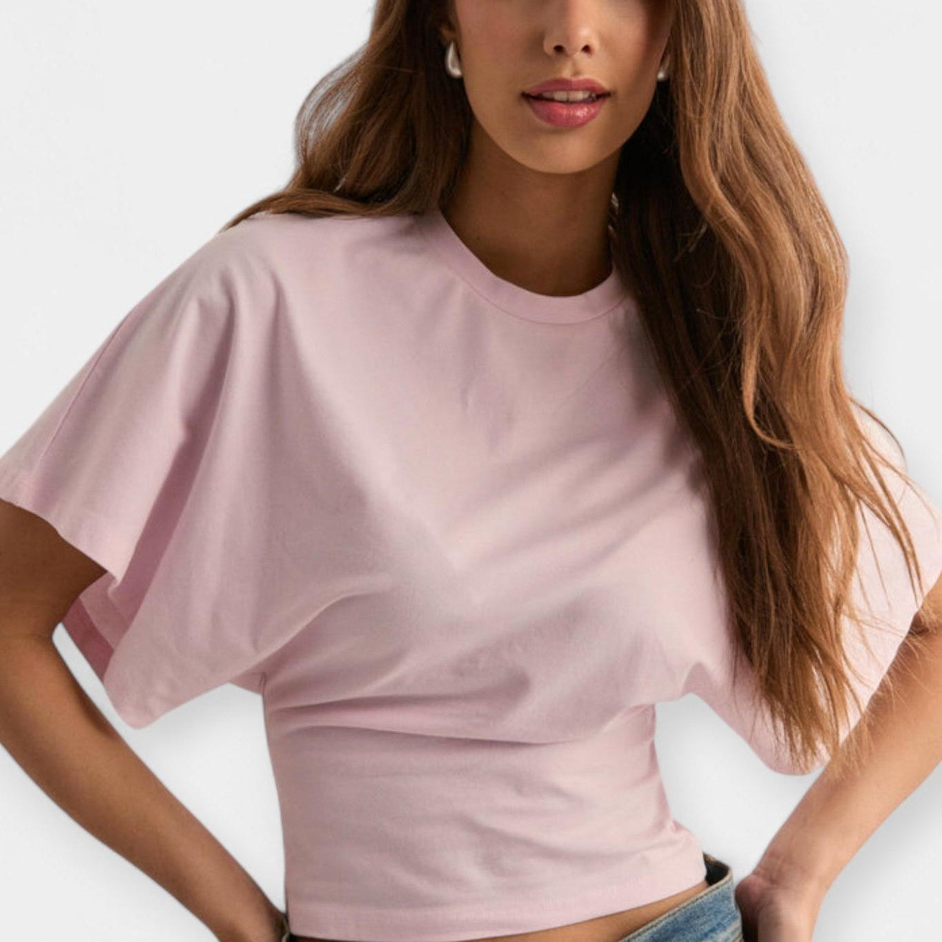 Tricou cu mâneci largi și confortabile